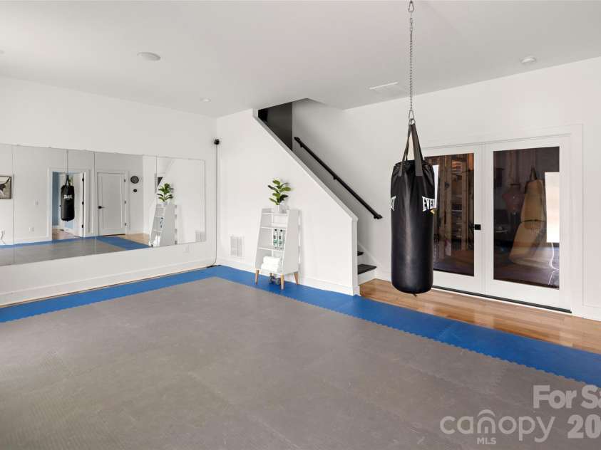 303 Iron Ridge Loop, Asheville, NC 28806.  MLS# CAR4353423, YatesRealty ID 4659. 