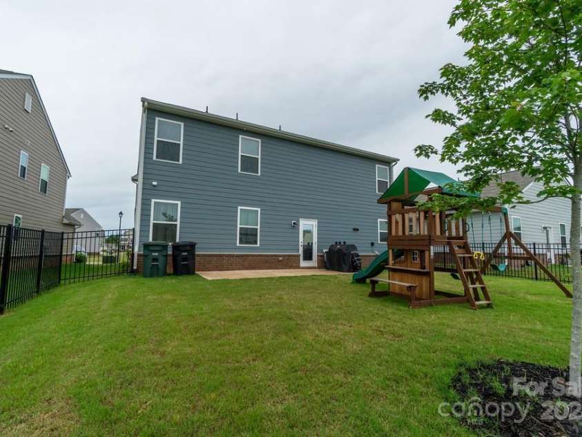 424 Wharton Street, Monroe, NC 28110.  MLS# CAR4138469, YatesRealty ID 4659. 