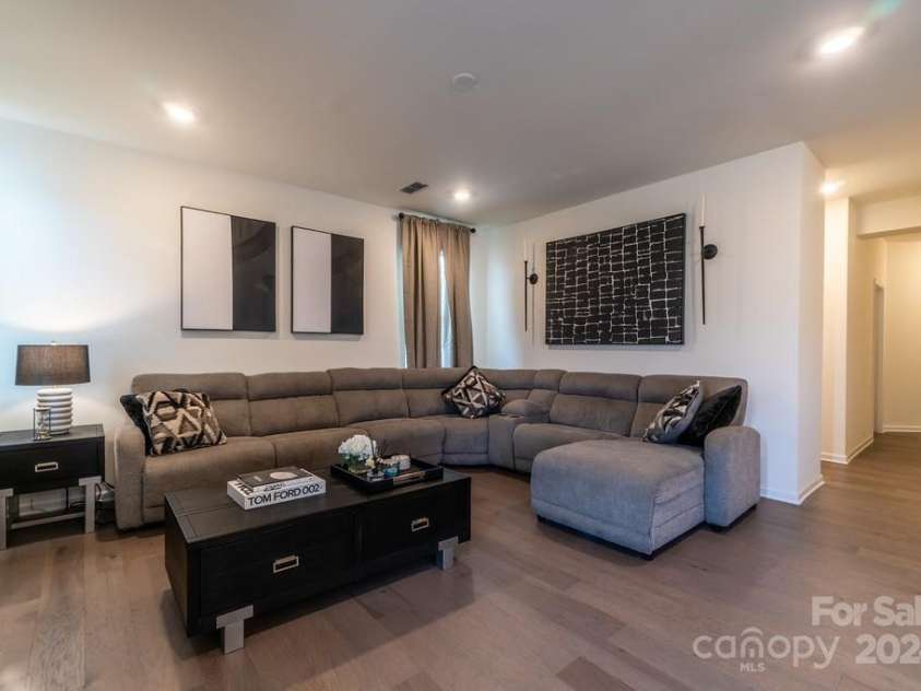 424 Wharton Street, Monroe, NC 28110.  MLS# CAR4138469, YatesRealty ID 4659. 