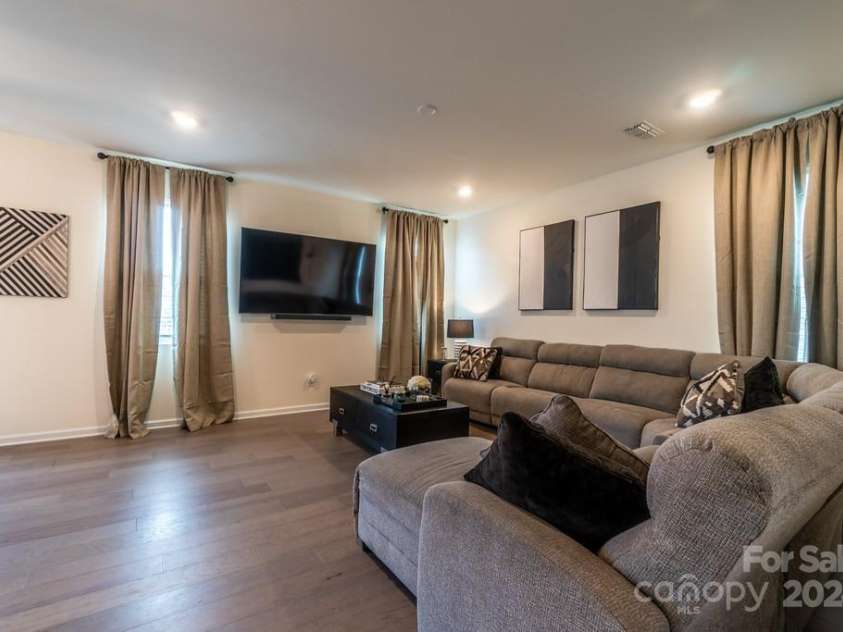 424 Wharton Street, Monroe, NC 28110.  MLS# CAR4138469, YatesRealty ID 4659. 