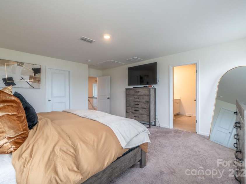 424 Wharton Street, Monroe, NC 28110.  MLS# CAR4138469, YatesRealty ID 4659. 