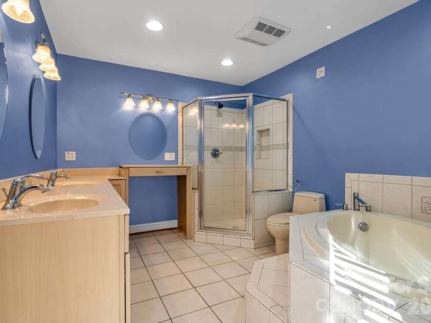 739 Mccanless Creek Drive, Marion, NC 28752.  MLS# CAR4336333, YatesRealty ID 4659. 