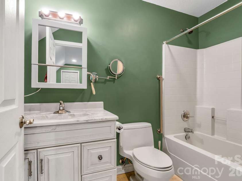 739 Mccanless Creek Drive, Marion, NC 28752.  MLS# CAR4336333, YatesRealty ID 4659. 