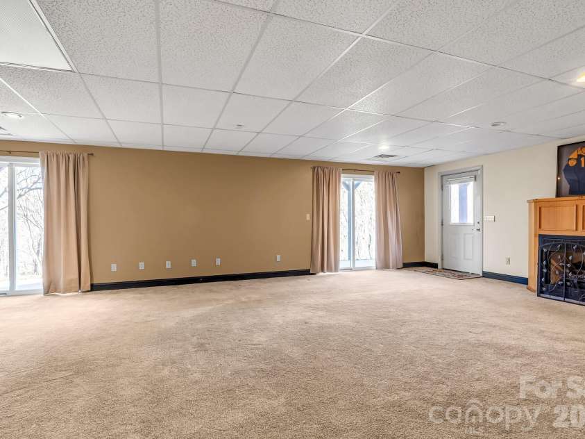 739 Mccanless Creek Drive, Marion, NC 28752.  MLS# CAR4336333, YatesRealty ID 4659. 