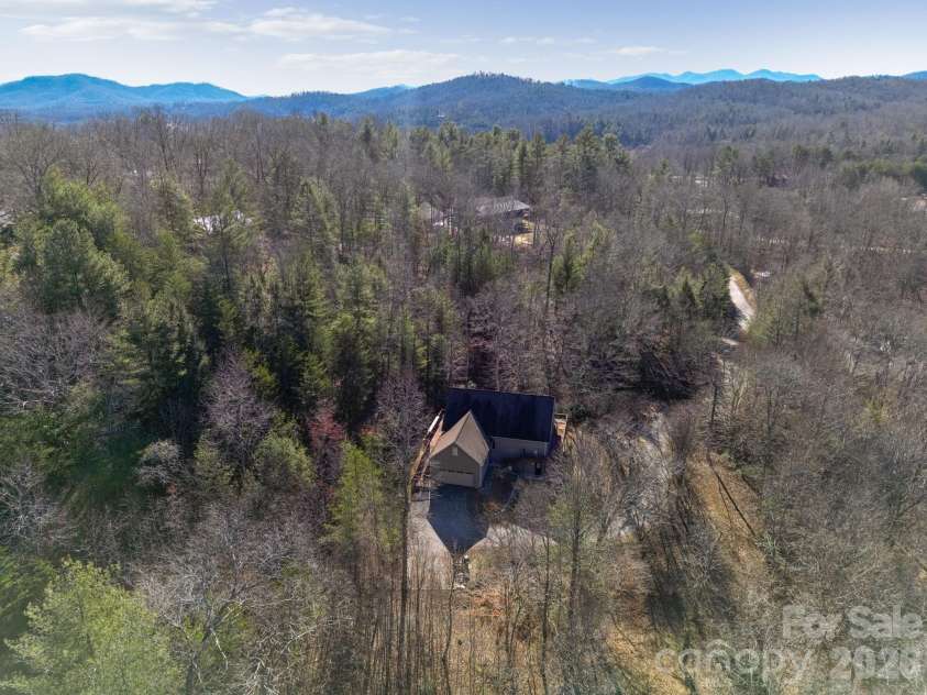 739 Mccanless Creek Drive, Marion, NC 28752.  MLS# CAR4336333, YatesRealty ID 4659. 