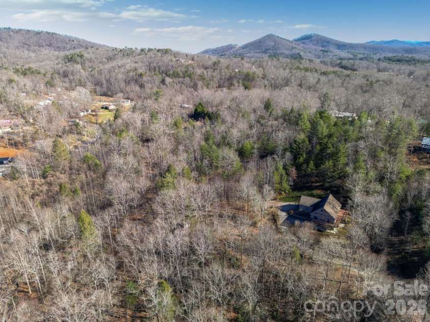 739 Mccanless Creek Drive, Marion, NC 28752.  MLS# CAR4336333, YatesRealty ID 4659. 