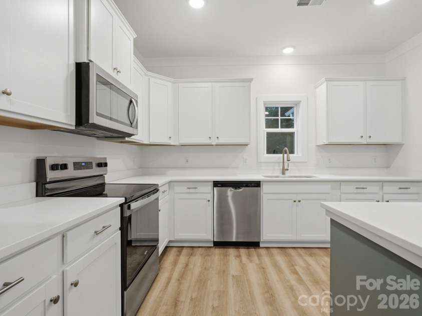205 Shadowbrook Way, Kershaw, SC 29020.  MLS# CAR4417898, YatesRealty ID 46590. 