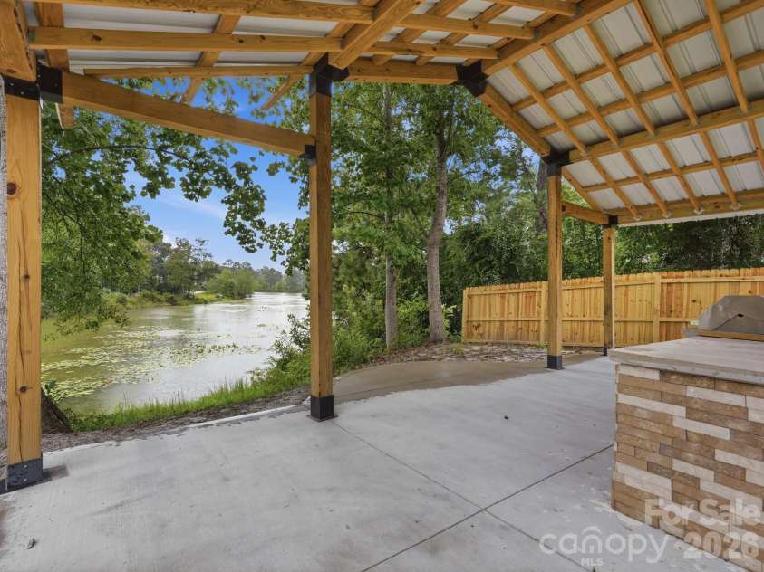 205 Shadowbrook Way, Kershaw, SC 29020.  MLS# CAR4417898, YatesRealty ID 46590. 