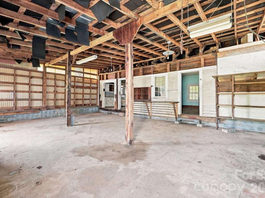 2565 Weaver Road, China Grove, NC 28023.  MLS# CAR4417708, YatesRealty ID 46591. 