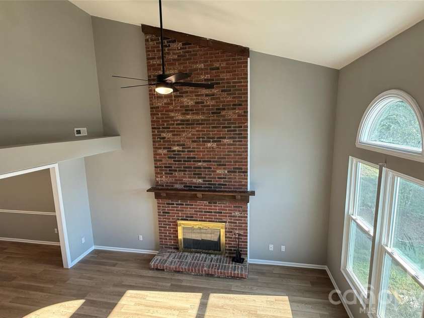 7725 Batavia Lane, Charlotte, NC 28213.  MLS# CAR4417906, YatesRealty ID 46595. 