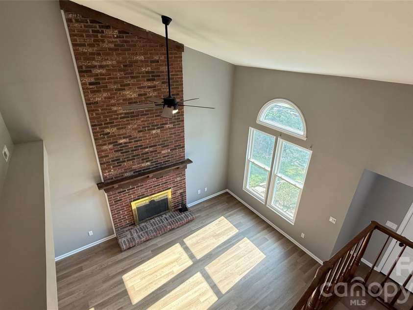 7725 Batavia Lane, Charlotte, NC 28213.  MLS# CAR4417906, YatesRealty ID 46595. 