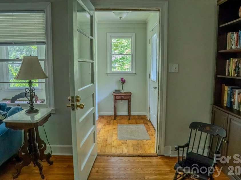 261 Forest Hill Drive, Asheville, NC 28803.  MLS# CAR4410429, YatesRealty ID 46596. 