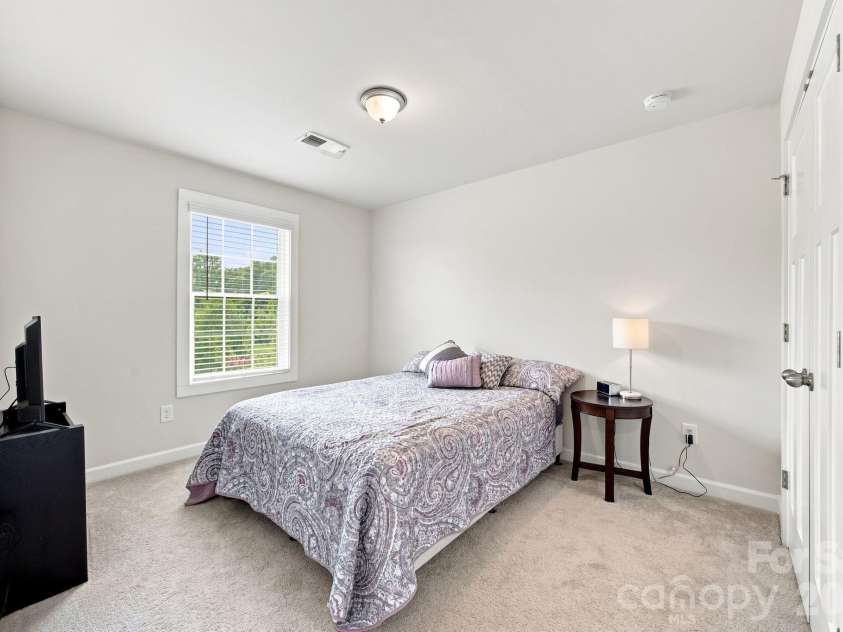 11810 Westbranch Parkway, Davidson, NC 28036.  MLS# CAR4406846, YatesRealty ID 46599. 