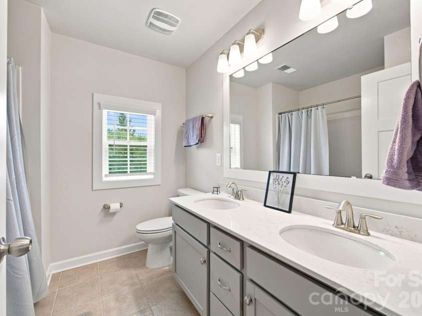 11810 Westbranch Parkway, Davidson, NC 28036.  MLS# CAR4406846, YatesRealty ID 46599. 
