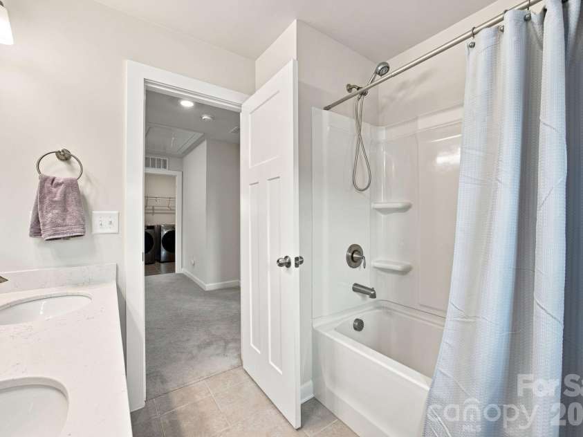 11810 Westbranch Parkway, Davidson, NC 28036.  MLS# CAR4406846, YatesRealty ID 46599. 