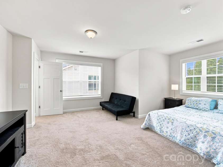 11810 Westbranch Parkway, Davidson, NC 28036.  MLS# CAR4406846, YatesRealty ID 46599. 