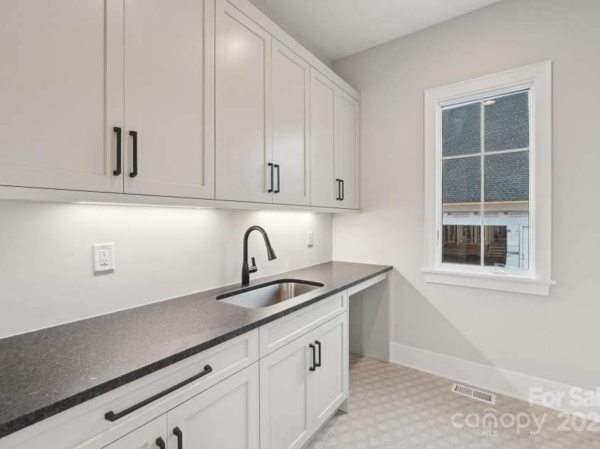 213 Crest Court, Weddington, NC 28104.  MLS# CAR4267201, YatesRealty ID 466. 