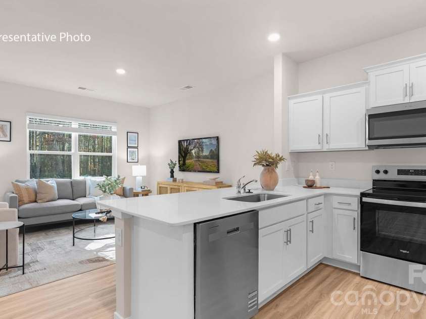 107 Parmiter Way, Troutman, NC 28166.  MLS# CAR4345841, YatesRealty ID 4660. 