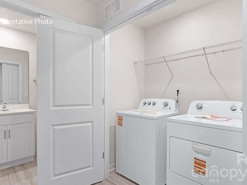 107 Parmiter Way, Troutman, NC 28166.  MLS# CAR4345841, YatesRealty ID 4660. 