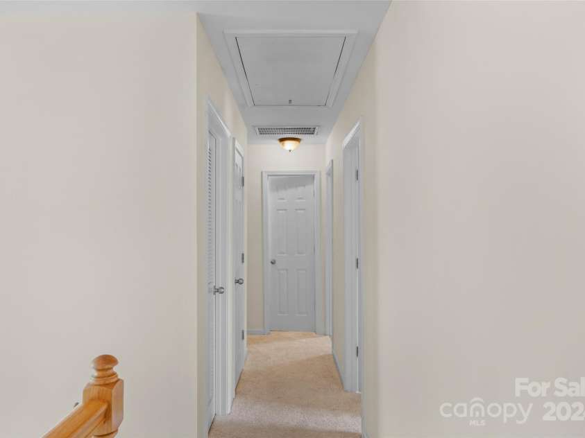 11407 Sidney crest Avenue, Charlotte, NC 28213.  MLS# CAR4177575, YatesRealty ID 4660. 
