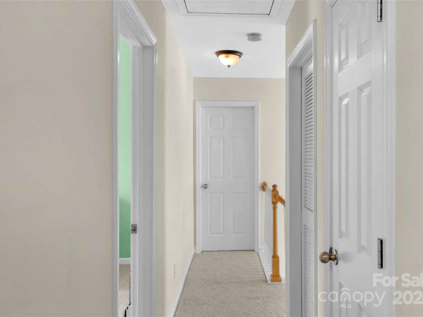11407 Sidney crest Avenue, Charlotte, NC 28213.  MLS# CAR4177575, YatesRealty ID 4660. 