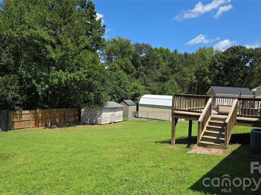 176 Crown Court, Kings Mountain, NC 28086.  MLS# CAR4417909, YatesRealty ID 46600. Back yard