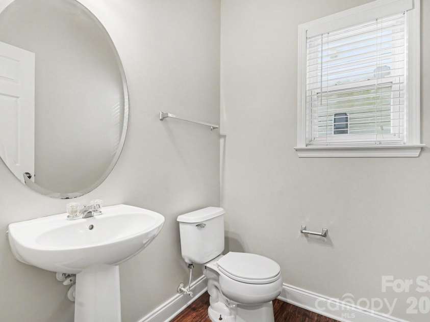 13634 Riding Hill Avenue, Charlotte, NC 28213.  MLS# CAR4413541, YatesRealty ID 46601. 
