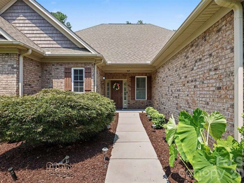 1820 Wedowee Court, Rock Hill, SC 29732.  MLS# CAR4416667, YatesRealty ID 46603. Charming Curb Appeal