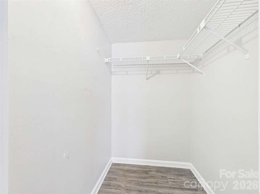 9511 Shannon Green Drive, Charlotte, NC 28213.  MLS# CAR4416304, YatesRealty ID 46605. 