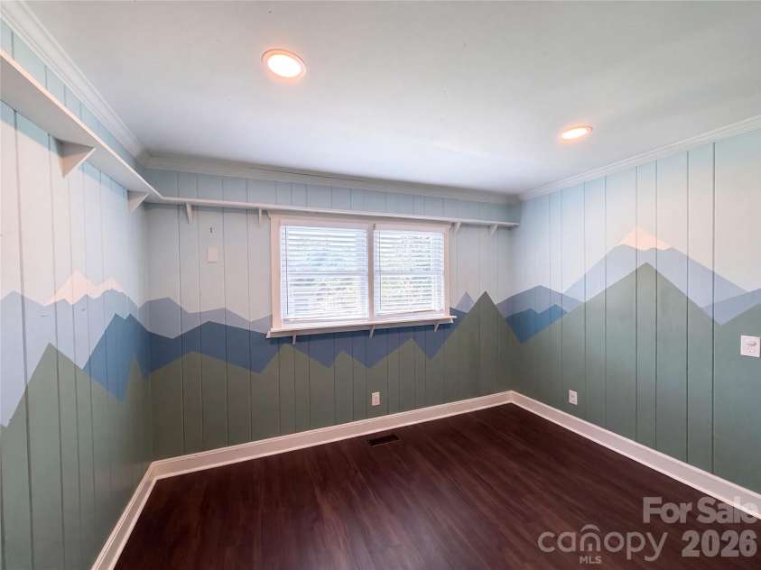 5630 New Hope Road, Belmont, NC 28012.  MLS# CAR4417950, YatesRealty ID 46607. 