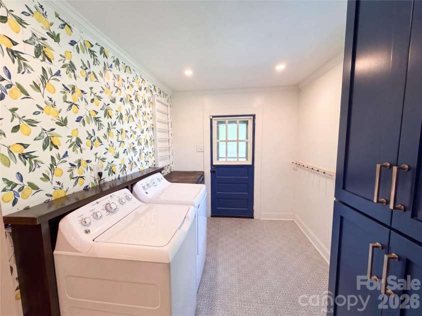 5630 New Hope Road, Belmont, NC 28012.  MLS# CAR4417950, YatesRealty ID 46607. 