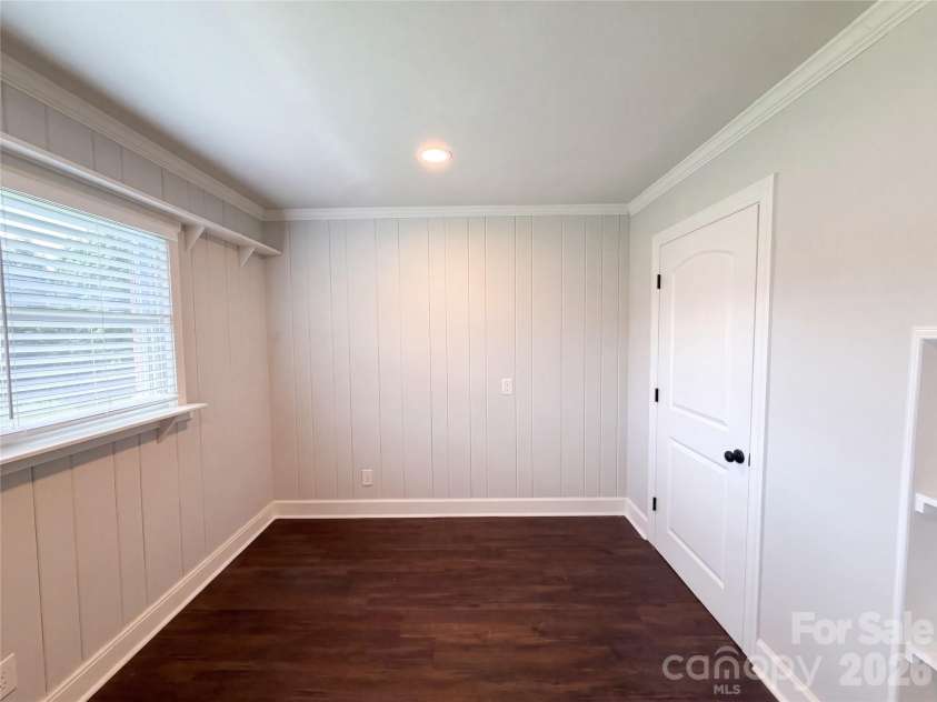 5630 New Hope Road, Belmont, NC 28012.  MLS# CAR4417950, YatesRealty ID 46607. 