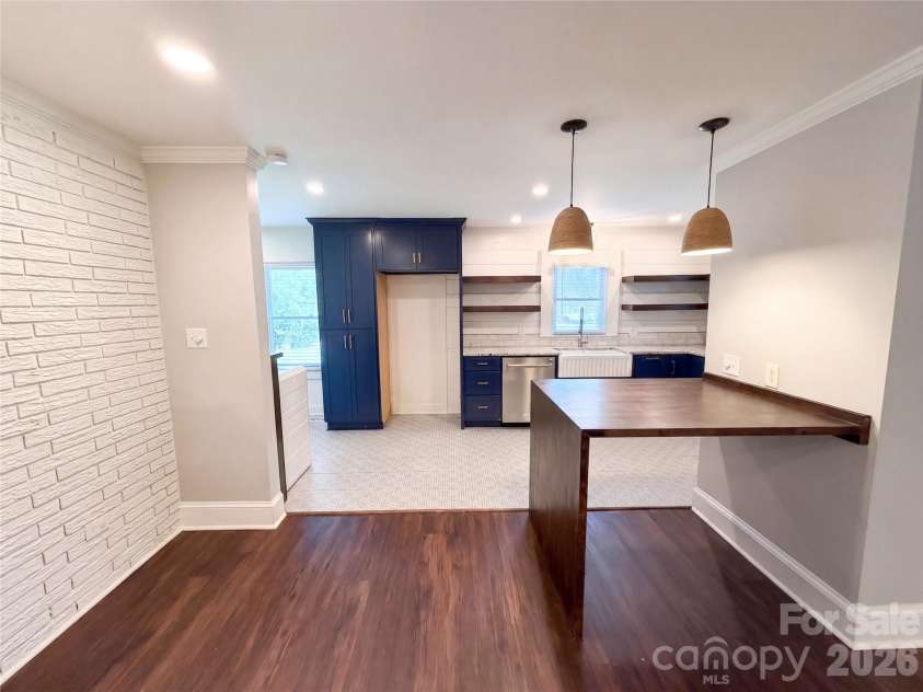 5630 New Hope Road, Belmont, NC 28012.  MLS# CAR4417950, YatesRealty ID 46607. 