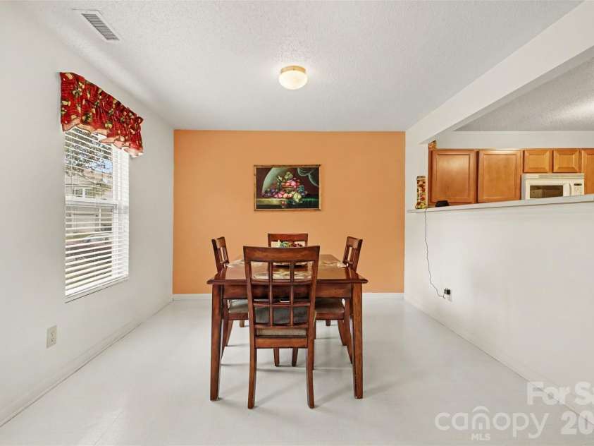8602 Panglemont Drive, Charlotte, NC 28269.  MLS# CAR4417911, YatesRealty ID 46608. 