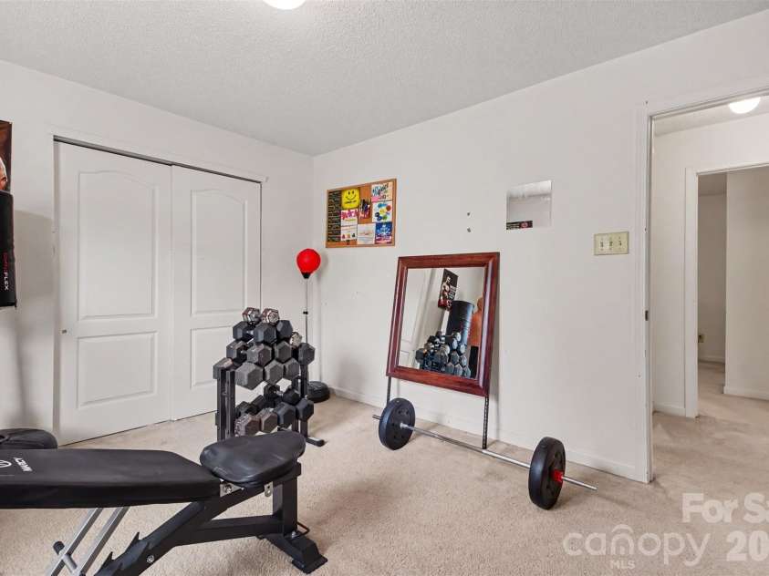 8602 Panglemont Drive, Charlotte, NC 28269.  MLS# CAR4417911, YatesRealty ID 46608. 