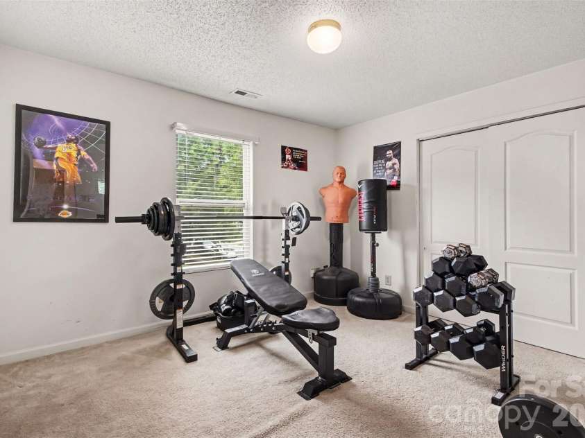 8602 Panglemont Drive, Charlotte, NC 28269.  MLS# CAR4417911, YatesRealty ID 46608. 