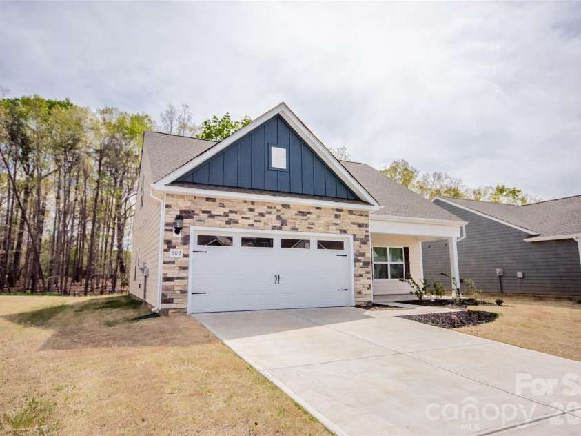 109 Brixham Loop, Troutman, NC 28166.  MLS# CAR4370110, YatesRealty ID 46609. 