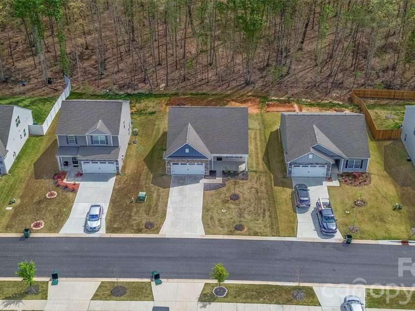 109 Brixham Loop, Troutman, NC 28166.  MLS# CAR4370110, YatesRealty ID 46609. 