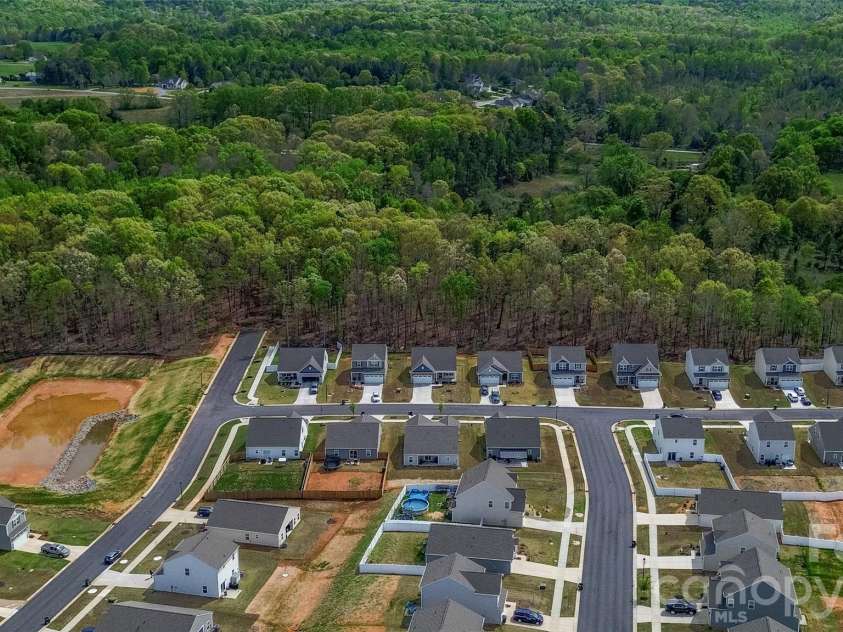 109 Brixham Loop, Troutman, NC 28166.  MLS# CAR4370110, YatesRealty ID 46609. 