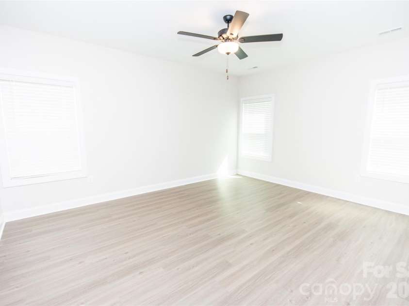 109 Brixham Loop, Troutman, NC 28166.  MLS# CAR4370110, YatesRealty ID 46609. 