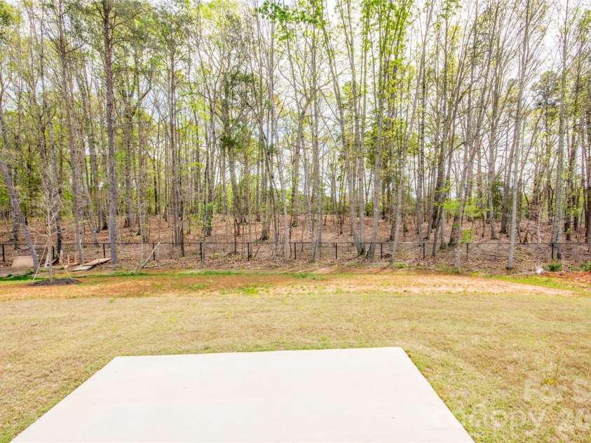 109 Brixham Loop, Troutman, NC 28166.  MLS# CAR4370110, YatesRealty ID 46609. 