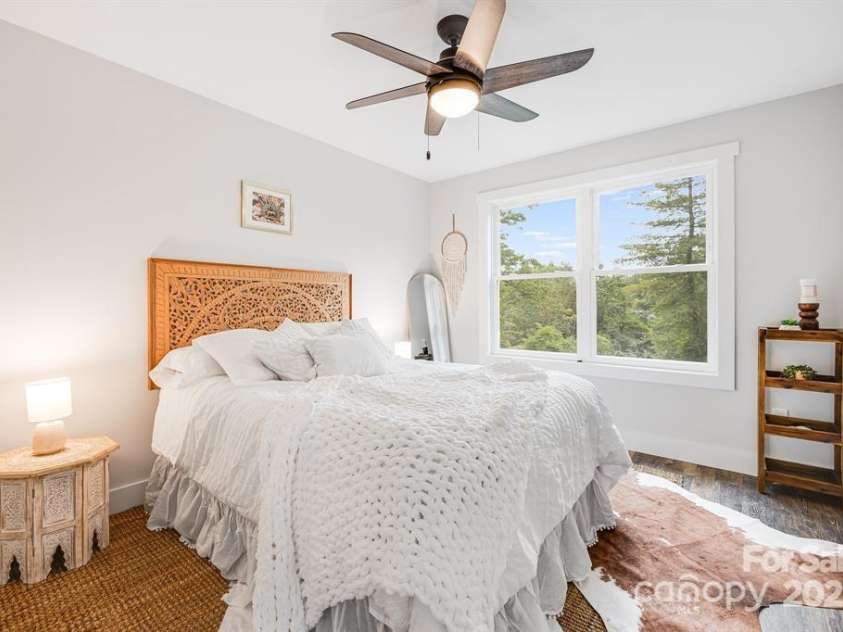 126 Winston Avenue, Asheville, NC 28803.  MLS# CAR4222824, YatesRealty ID 4661. 