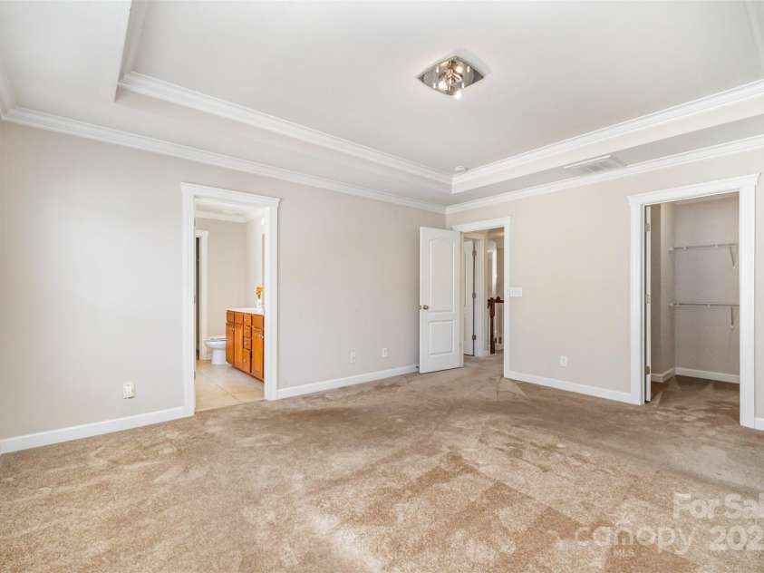 5520 Allison Lane, Charlotte, NC 28277.  MLS# CAR4292512, YatesRealty ID 4661. 