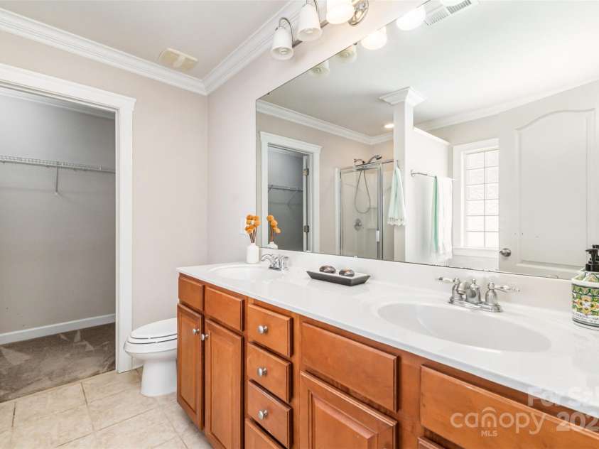 5520 Allison Lane, Charlotte, NC 28277.  MLS# CAR4292512, YatesRealty ID 4661. 