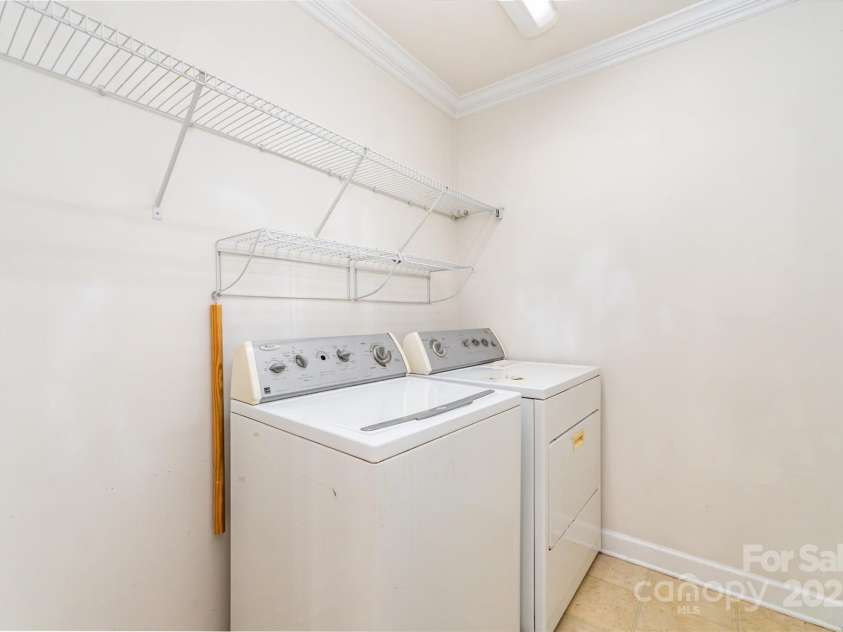 5520 Allison Lane, Charlotte, NC 28277.  MLS# CAR4292512, YatesRealty ID 4661. 