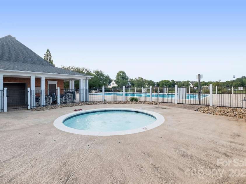 5520 Allison Lane, Charlotte, NC 28277.  MLS# CAR4292512, YatesRealty ID 4661. Community pool