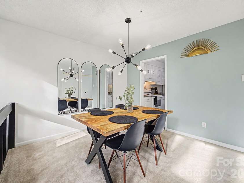 7911 Charter Oak Lane, Charlotte, NC 28226.  MLS# CAR4347410, YatesRealty ID 4661. 