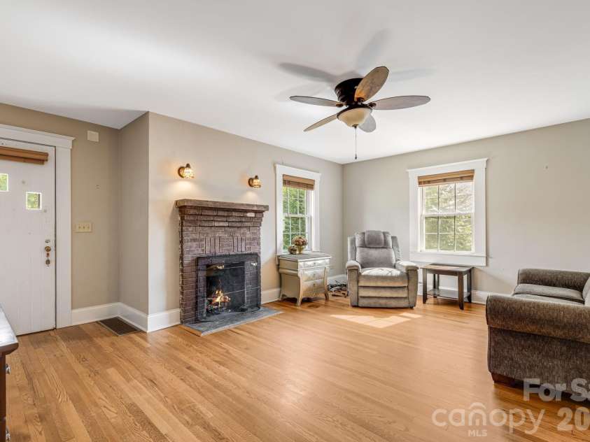 1 Hamburg Mountain Road, Weaverville, NC 28787.  MLS# CAR4413279, YatesRealty ID 46614. 