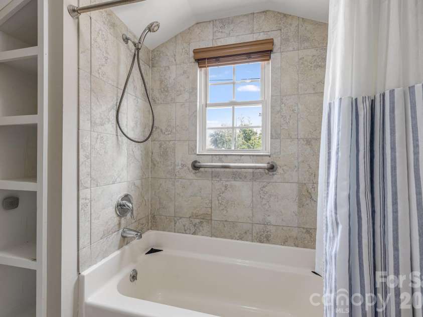 1 Hamburg Mountain Road, Weaverville, NC 28787.  MLS# CAR4413279, YatesRealty ID 46614. 