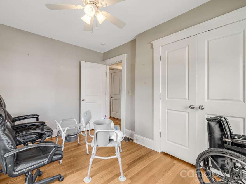 1 Hamburg Mountain Road, Weaverville, NC 28787.  MLS# CAR4413279, YatesRealty ID 46614. 
